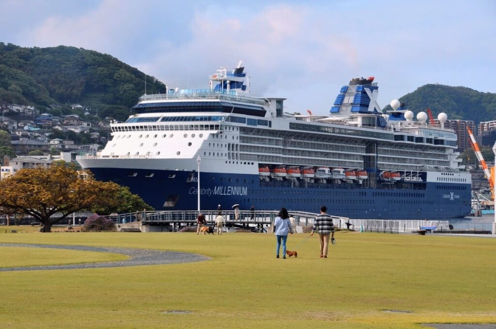 セレブリティ・ミレニアム