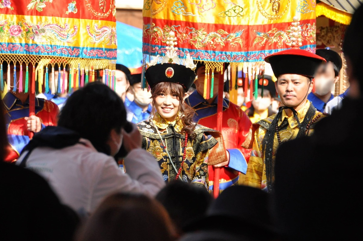 中央公園会場の出発式にてYUICHIROさん(DEEP)と岩本恵子さん(2019年度ロマン長崎)