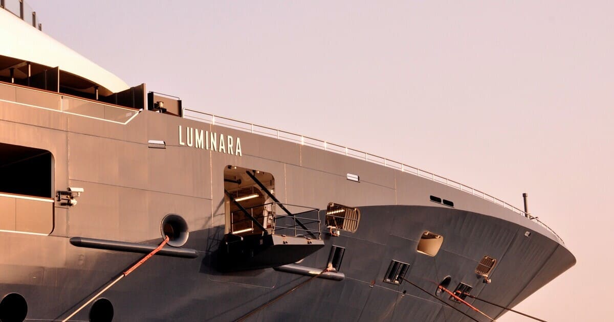 ルミナーラ長崎寄港｜海に浮かぶザ・リッツ・カールトン